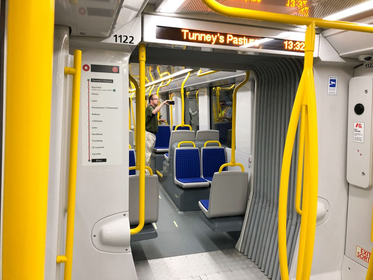 Memo: Update on Rideau Transit Group Return-to-Service Plan: Resumption of Line 1 Passenger Revenue Service